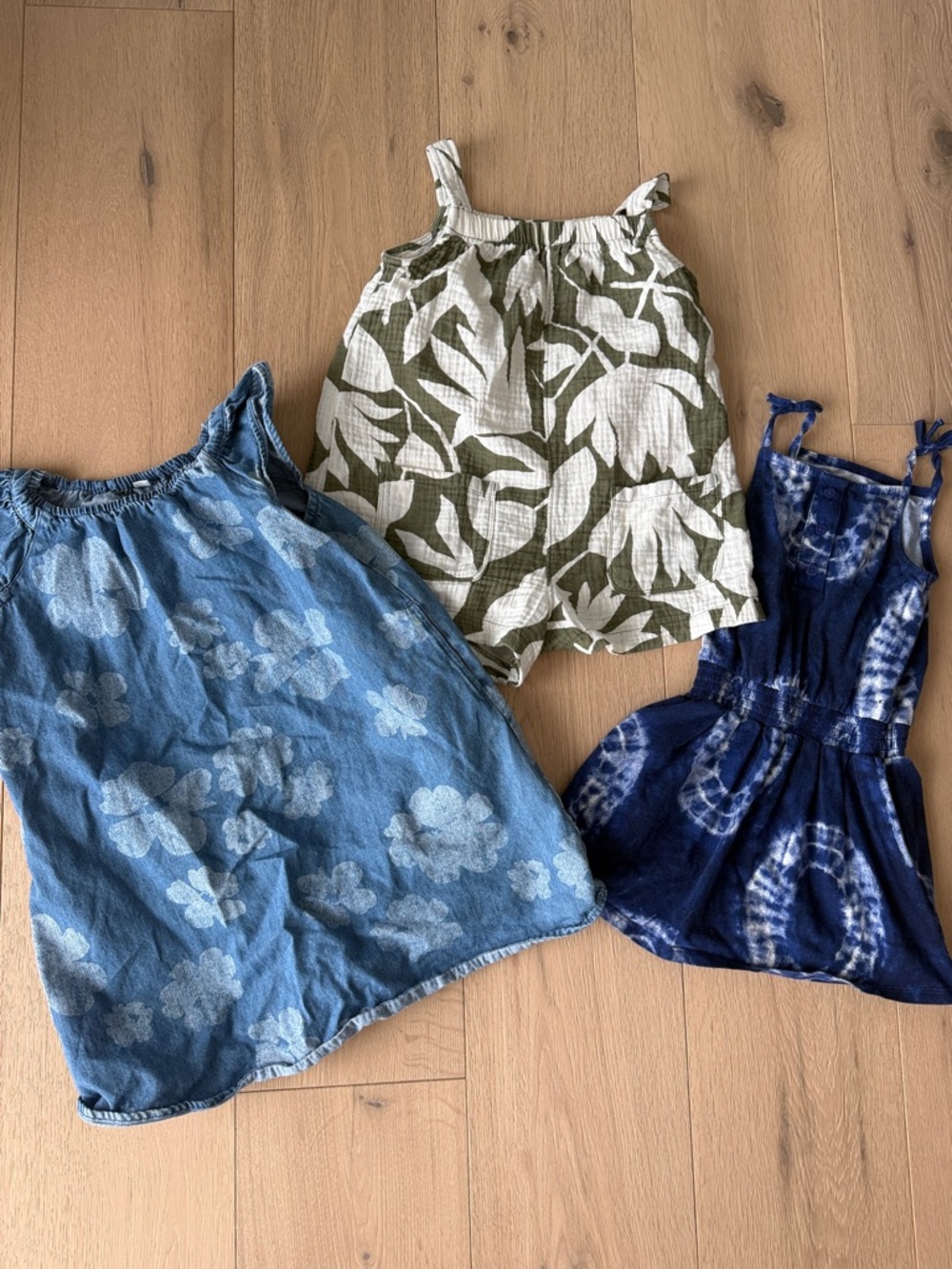 Set of 3 - 4T Girls Romper & 2 Dresses